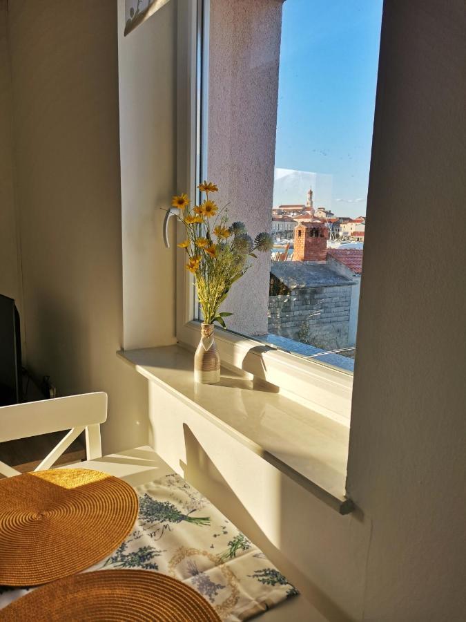Apartment Roman Betina  Exteriör bild